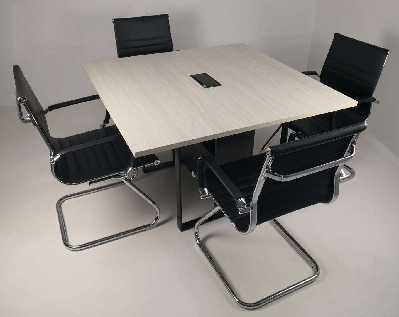 Small meeting deals table for office